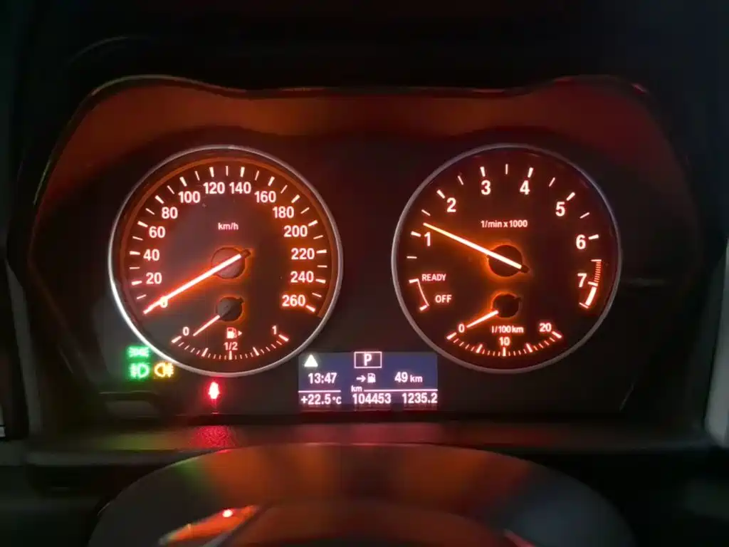 BMW 2 Series Active Tourer — миниатюра 12