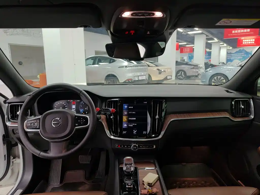 Volvo S60 — миниатюра 10
