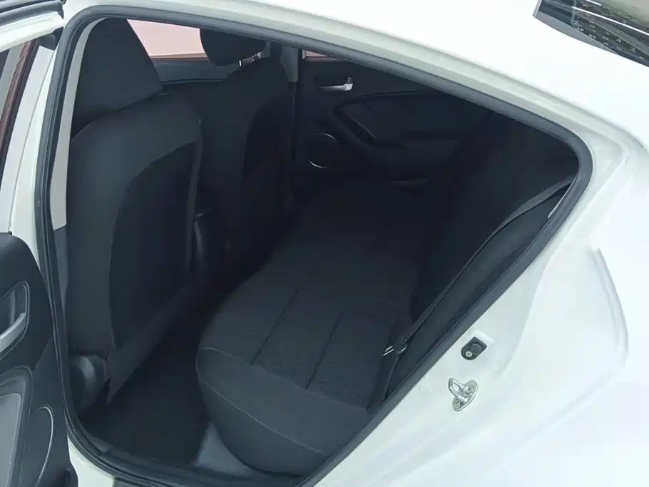 Kia K3 — миниатюра 11