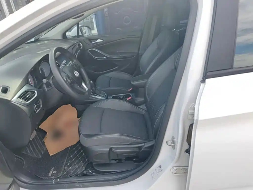 Buick Verano — миниатюра 15
