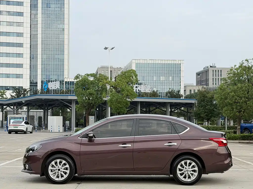 Nissan Sylphy — миниатюра 4