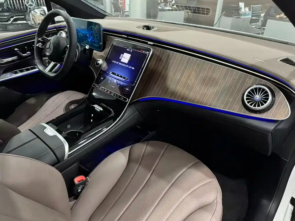 Mercedes-Benz EQE — миниатюра 20