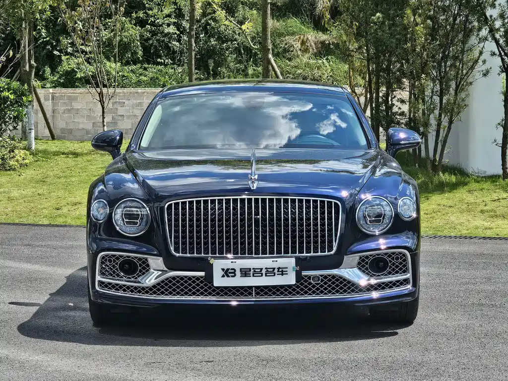 Bentley Flying Spur — миниатюра 12