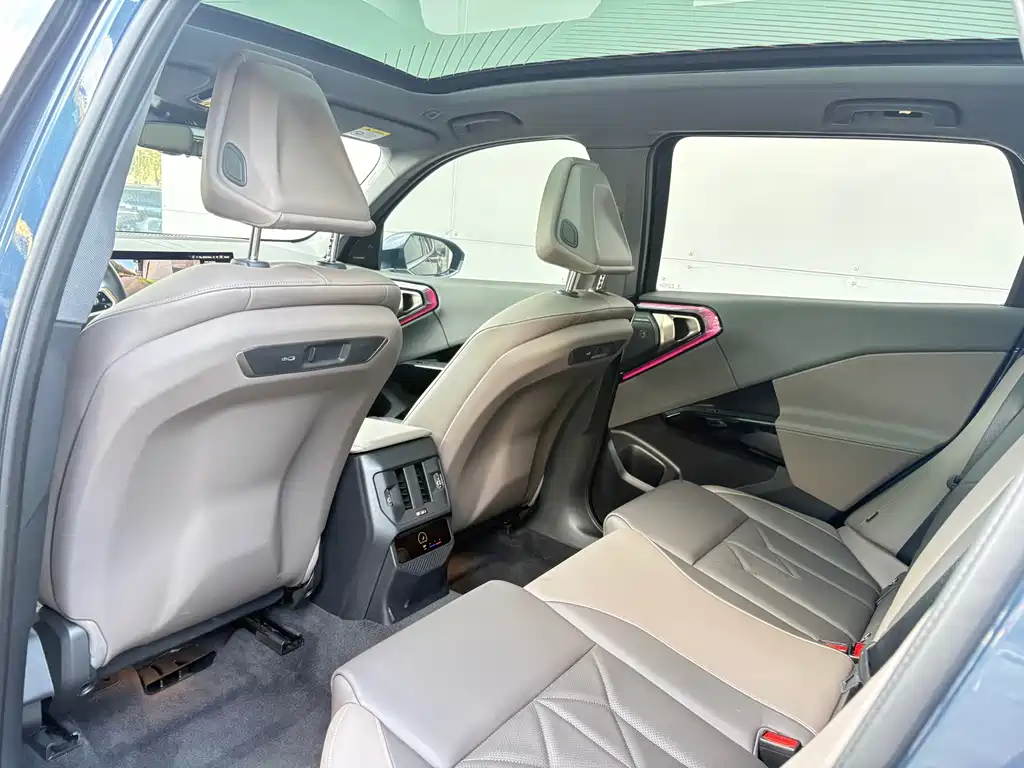 BMW X3 — миниатюра 8