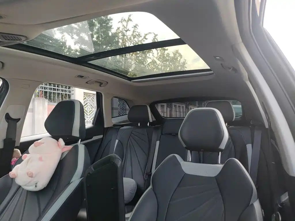 Geely Boyue L — миниатюра 19