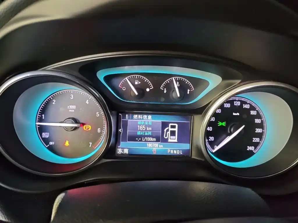 Buick Envision Plus — миниатюра 8