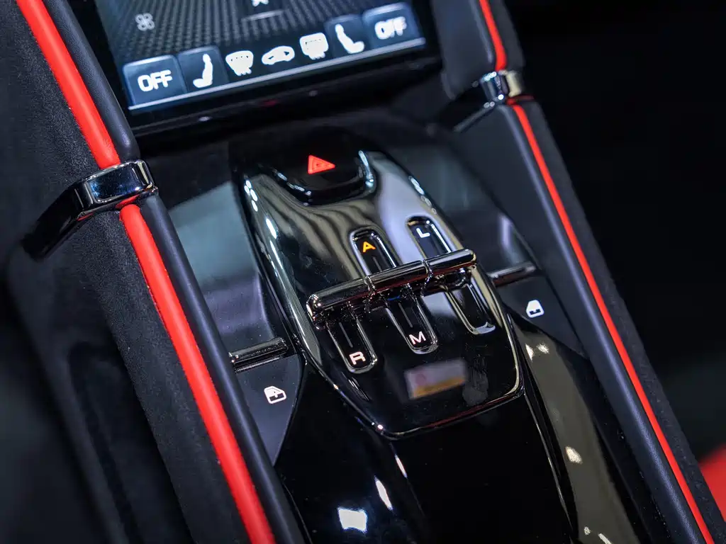 Ferrari Roma — миниатюра 16