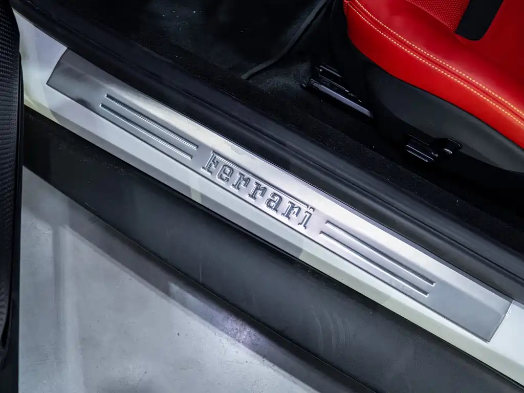 Ferrari Roma — миниатюра 20