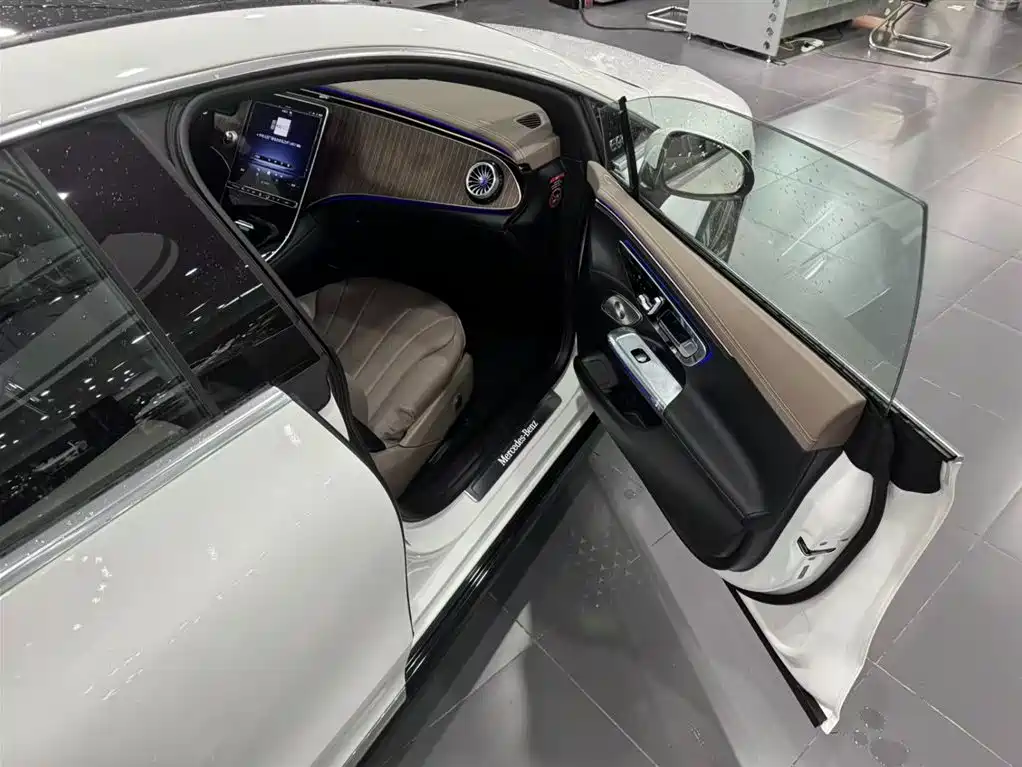 Mercedes-Benz EQE — миниатюра 22