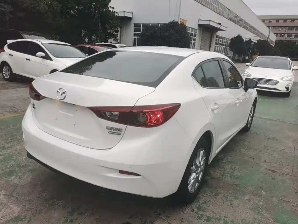 Mazda 3 Axela — миниатюра 7