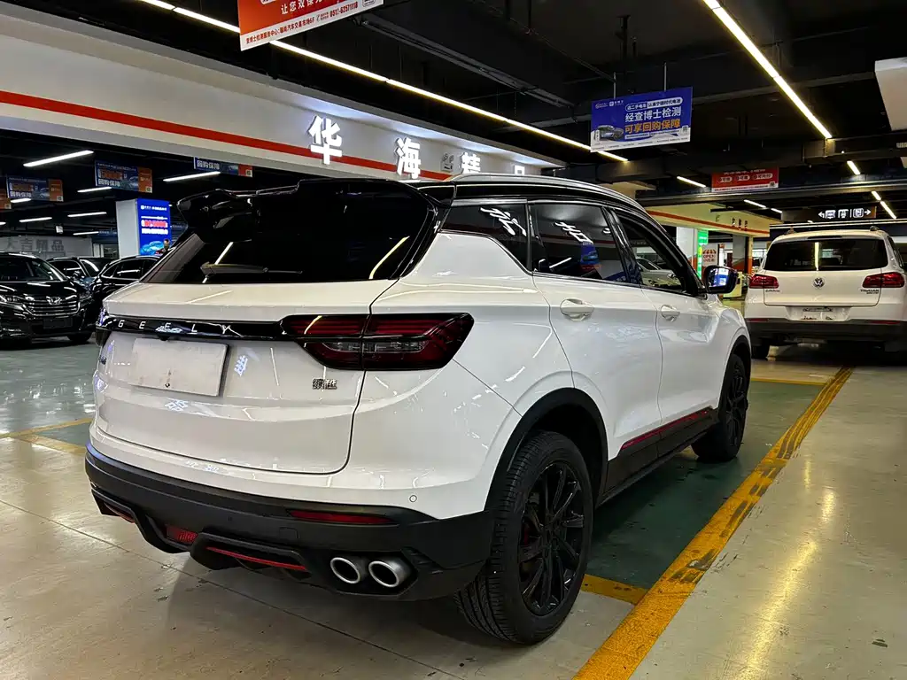 Geely Binyue — миниатюра 13