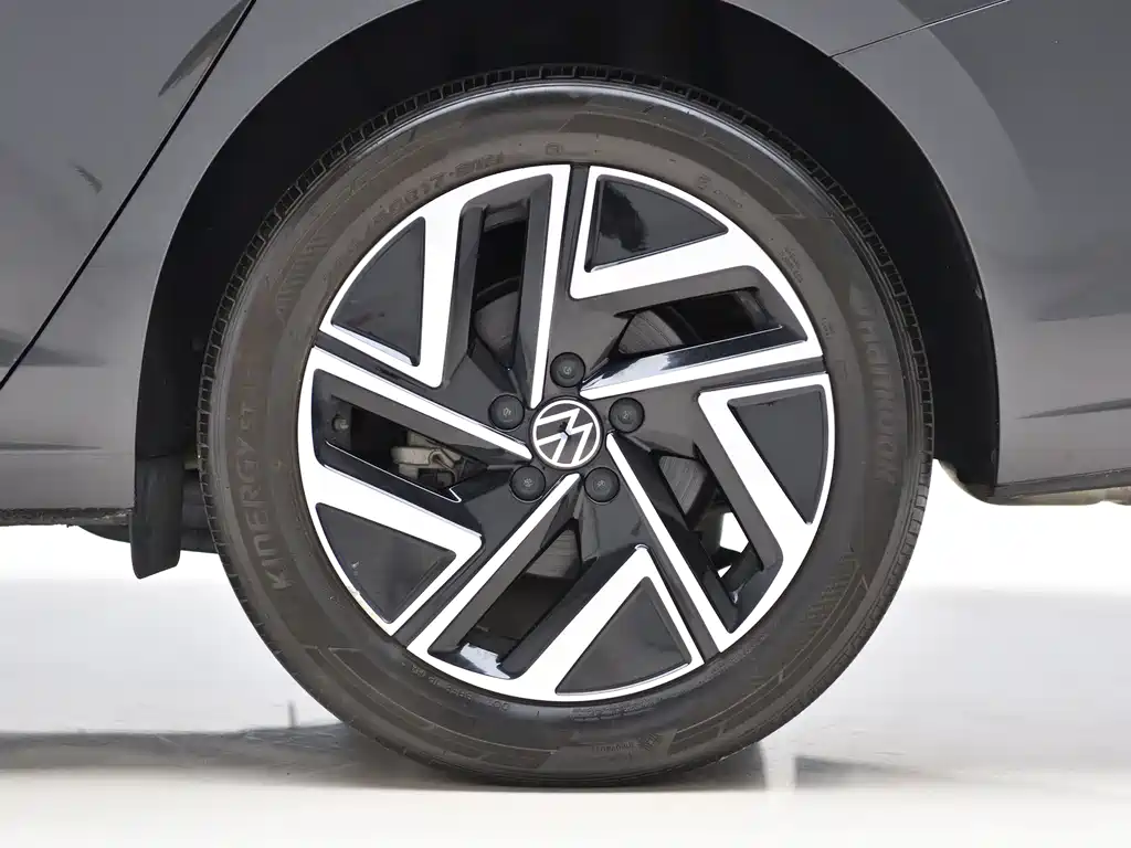 Volkswagen Sagitar — миниатюра 22