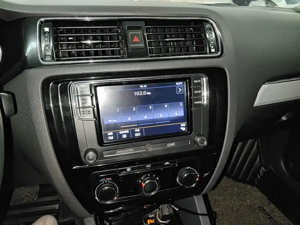 Volkswagen Sagitar — миниатюра 13