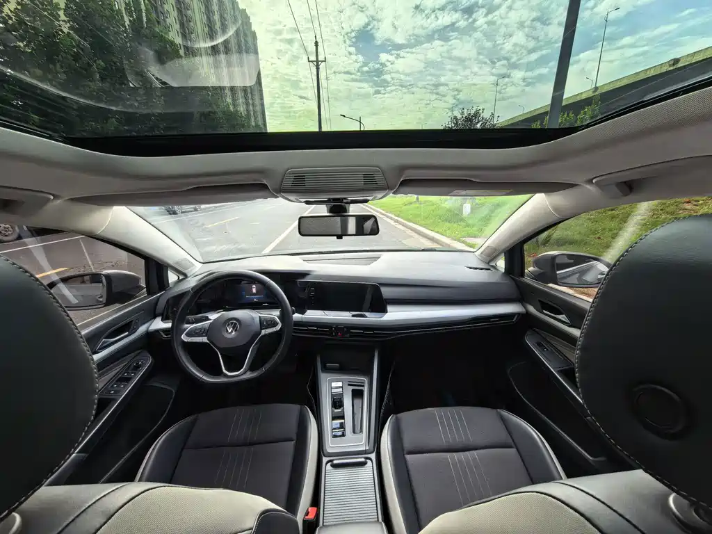 Volkswagen Golf — миниатюра 9