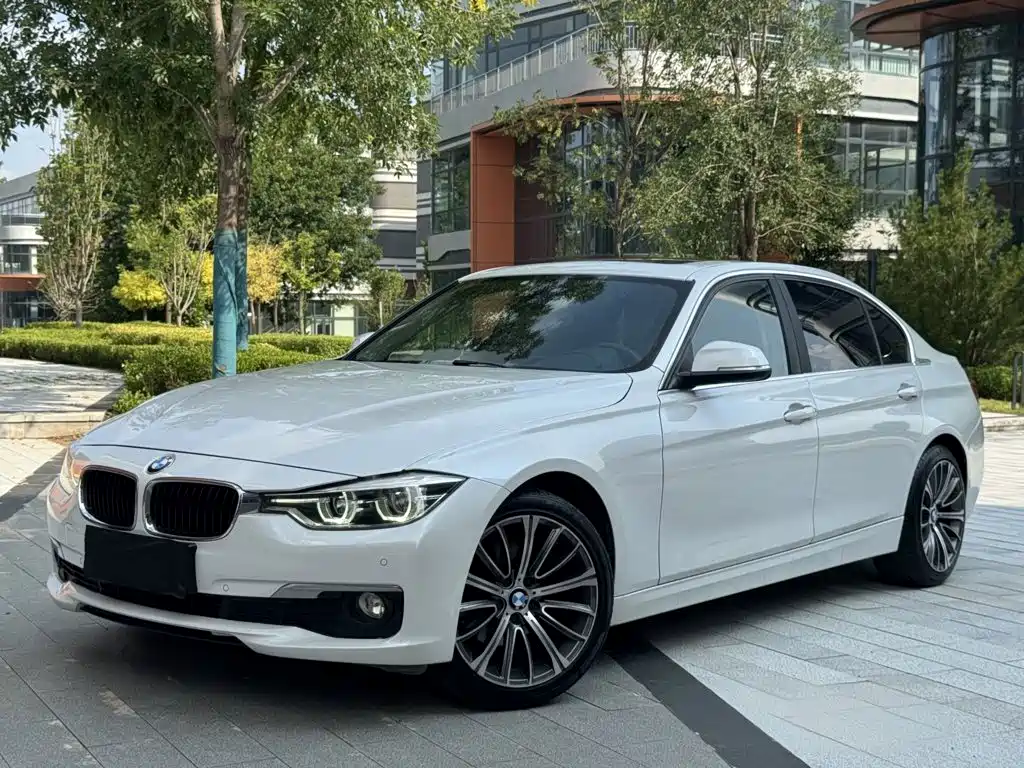 BMW 3 Series — миниатюра 2
