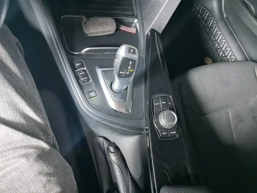 BMW 3 Series — миниатюра 12