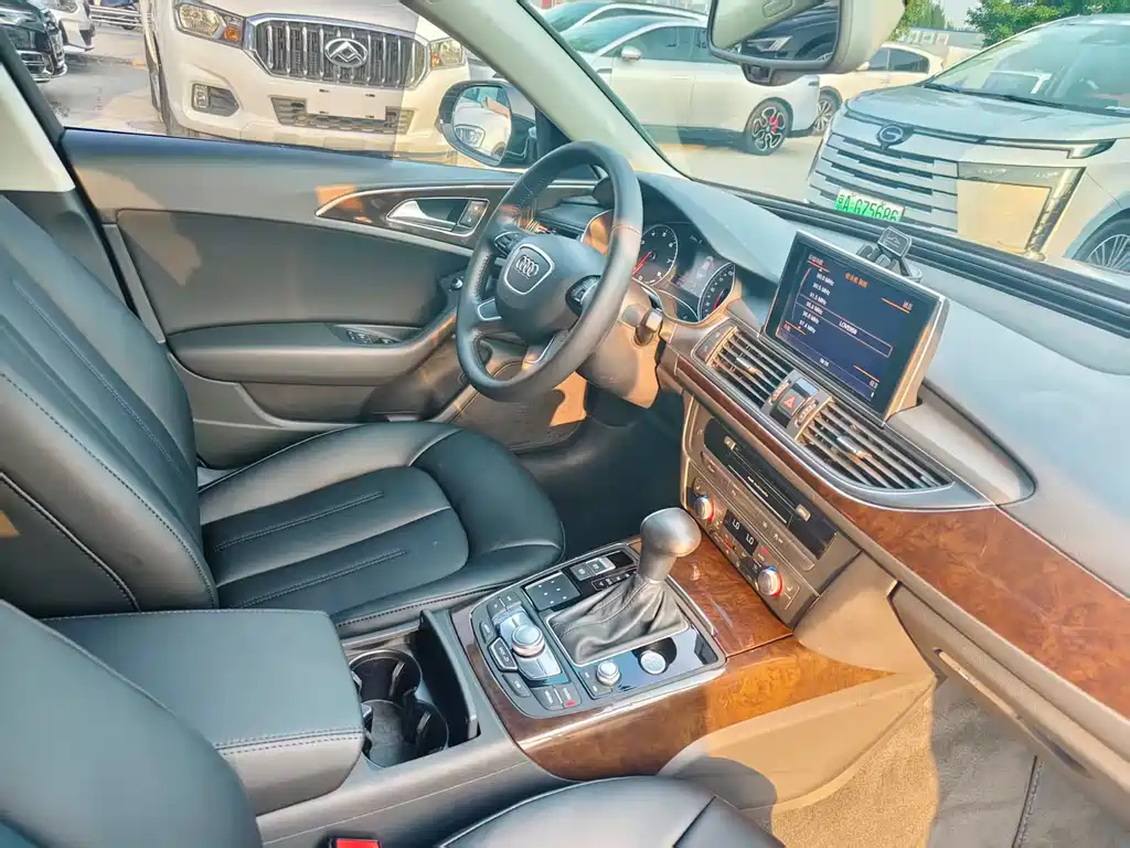 Audi A6L 2014 30 FSI