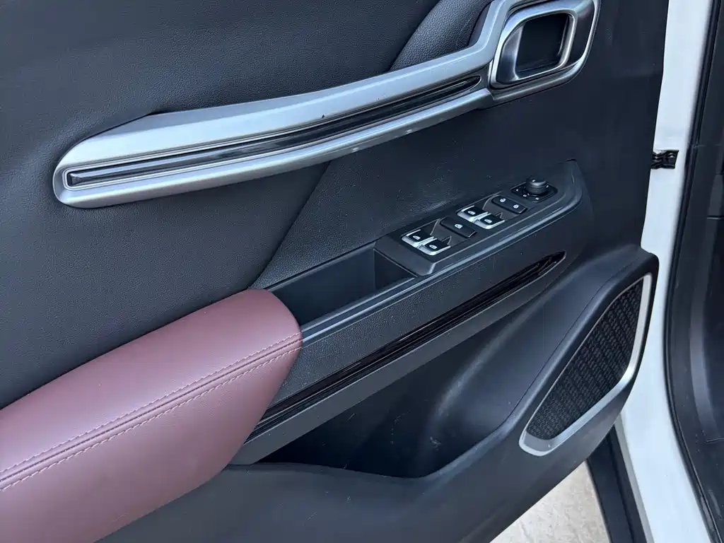 Geely Haoyue — миниатюра 9