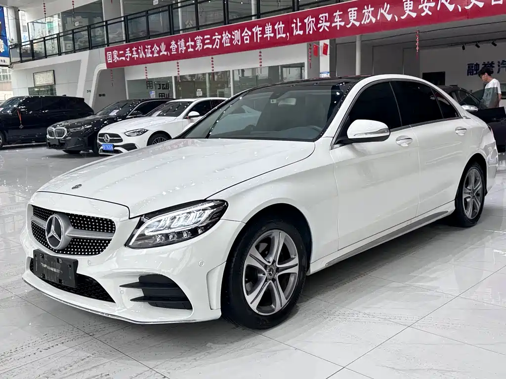 Mercedes-Benz C-Class 2019