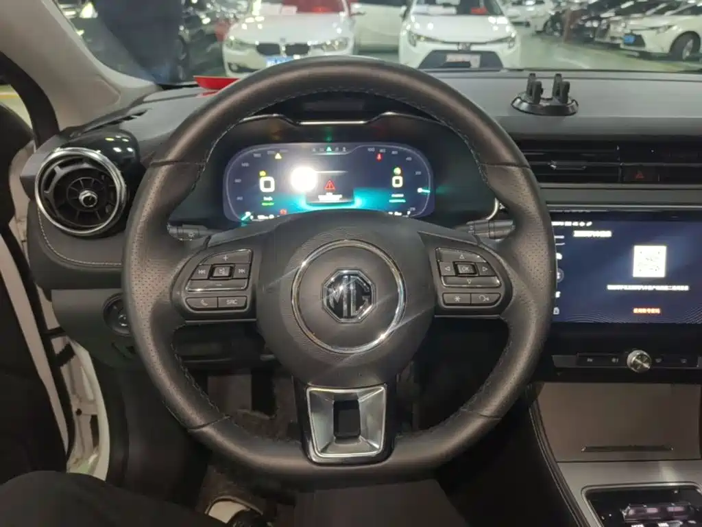 MG 6 New Energy 45T E-DRIVE Smart Drivetrain Hybrid Prestige Internet Edition, фото 11