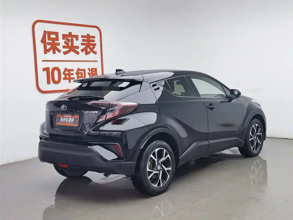 Toyota C-HR 2018 2.0L Luxury V