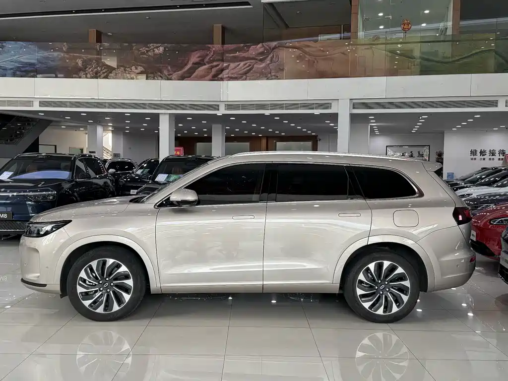 AITO AITO M7 — миниатюра 4
