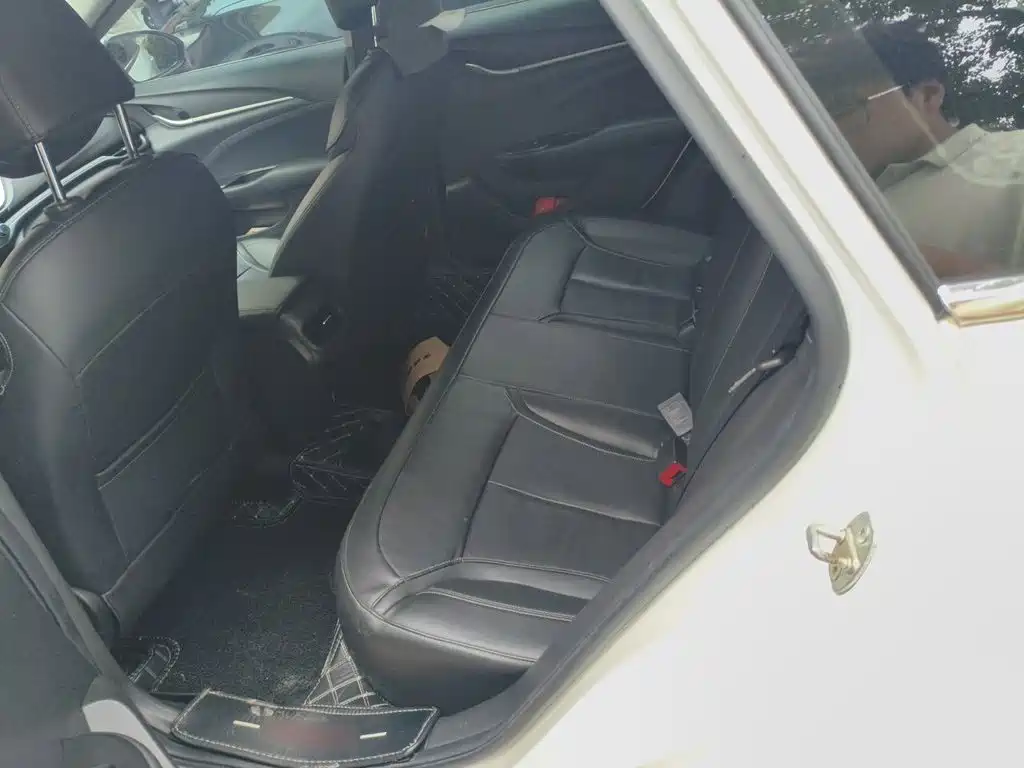 Buick Excelle — миниатюра 15