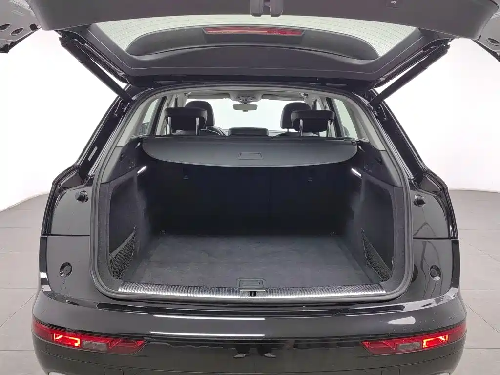 Audi Q5L — миниатюра 16