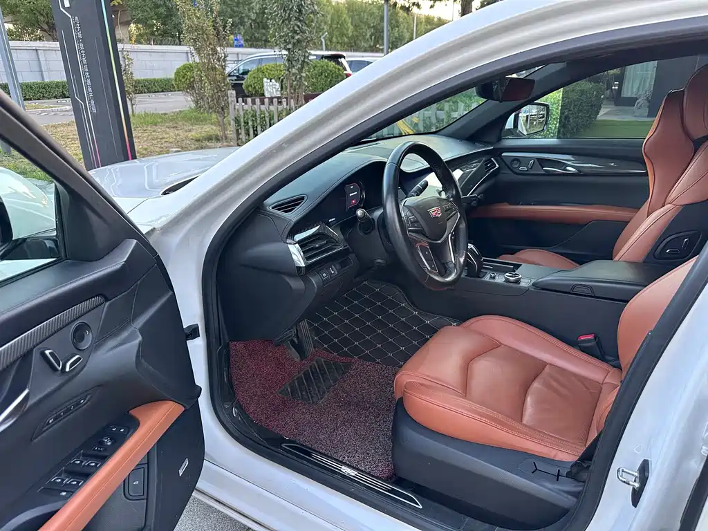 Cadillac CT6 — миниатюра 4