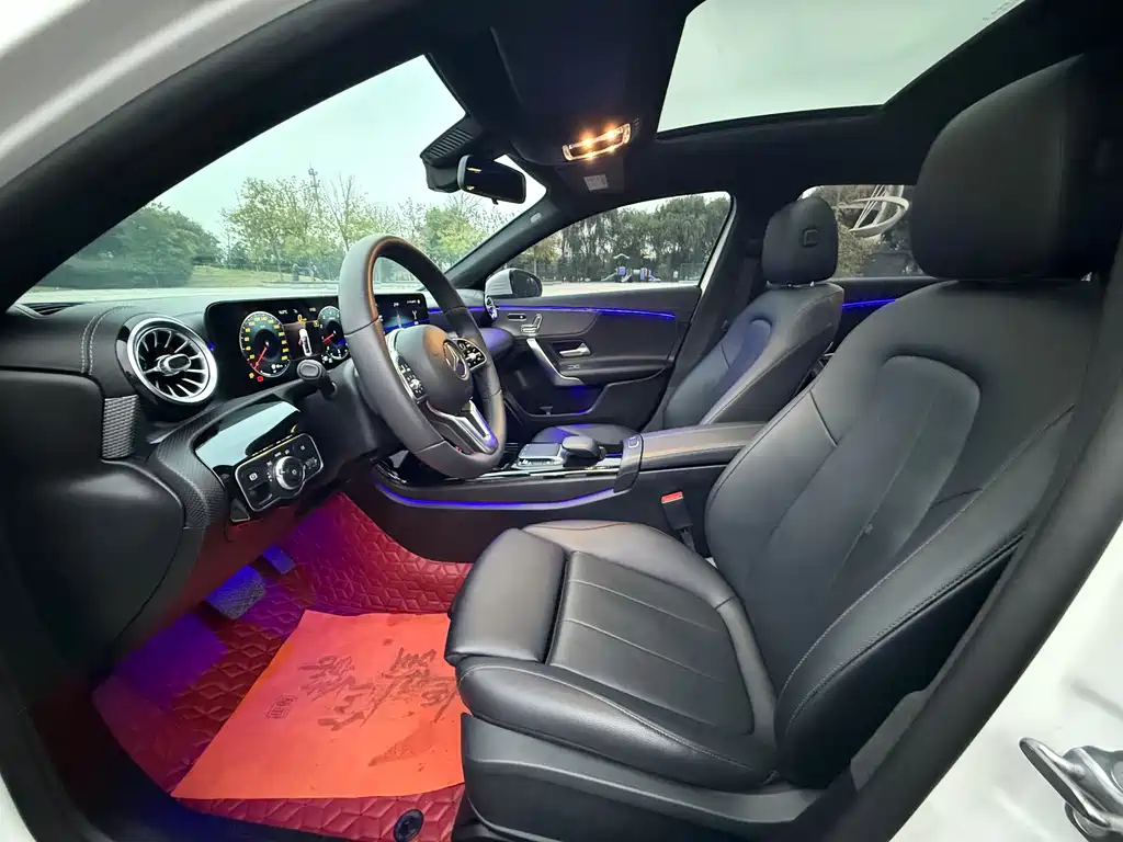 Mercedes-Benz A-Class 2022 — фото 4