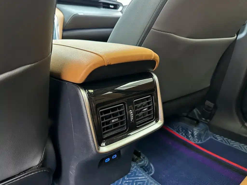 Toyota Venza — миниатюра 18