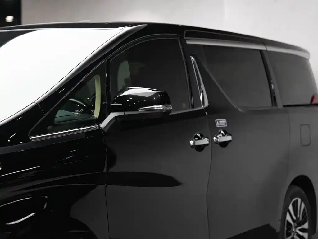 Toyota Alphard 2018 3.5L Luxury