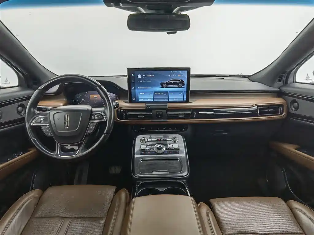 Lincoln Nautilus 2021 2.7T