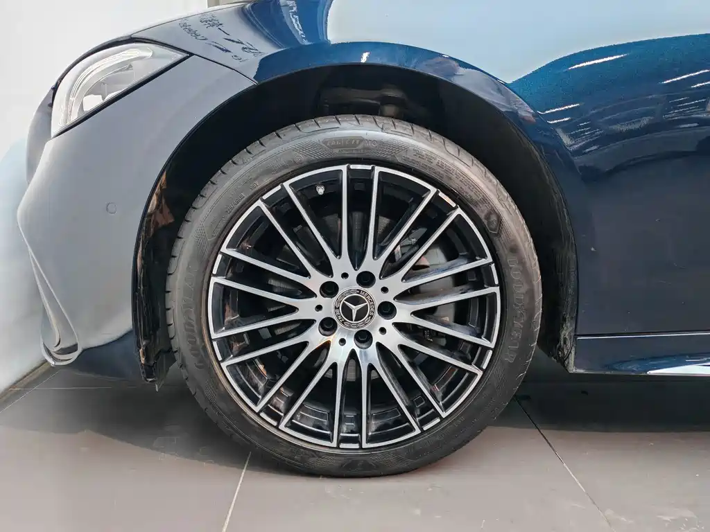 Mercedes-Benz C-Class — миниатюра 9