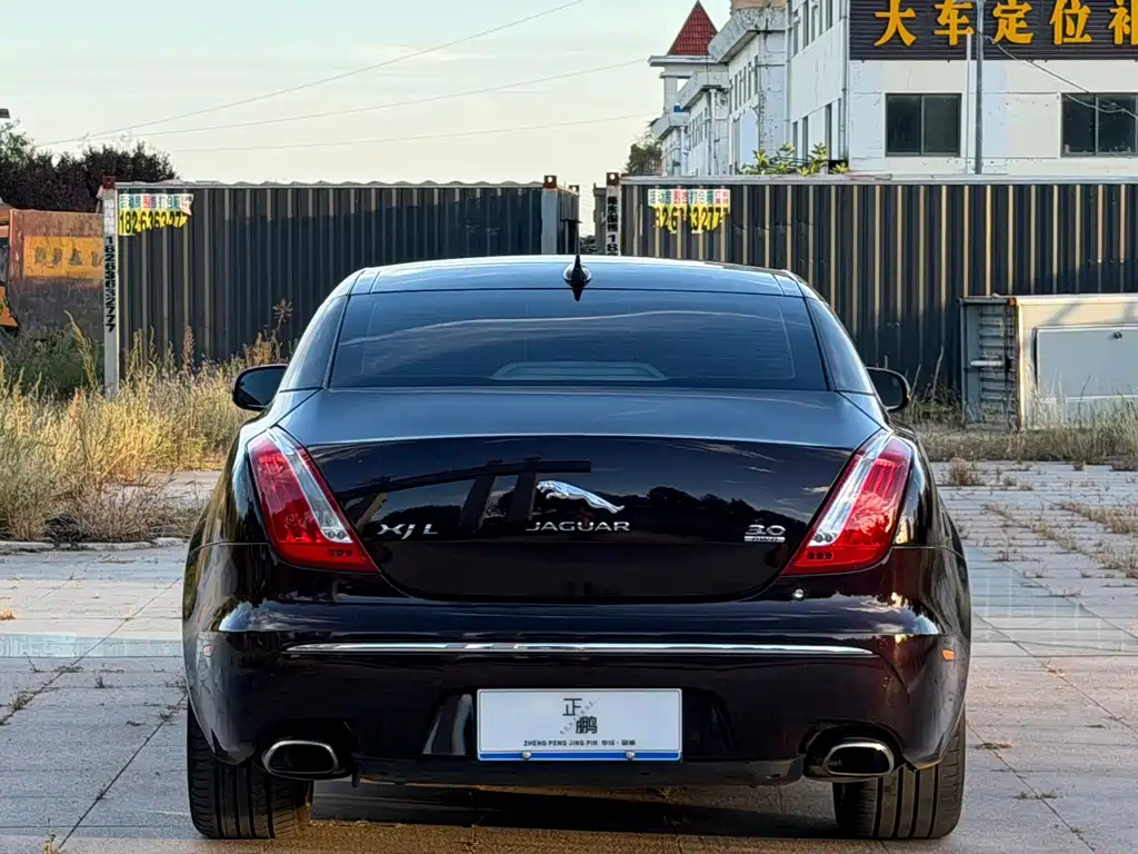 Jaguar XJ — миниатюра 5