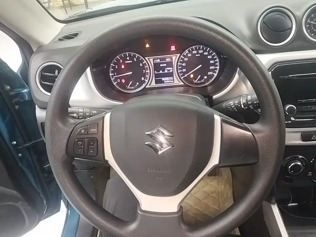 Suzuki Vitara — миниатюра 11