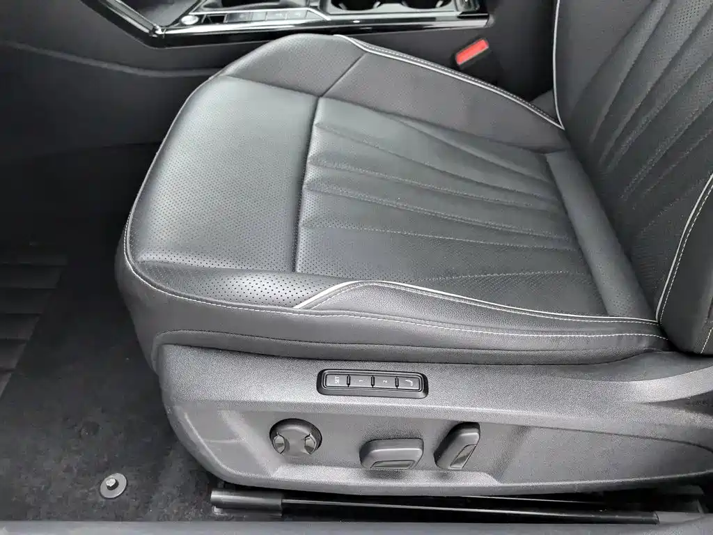 Volkswagen Passat — миниатюра 20