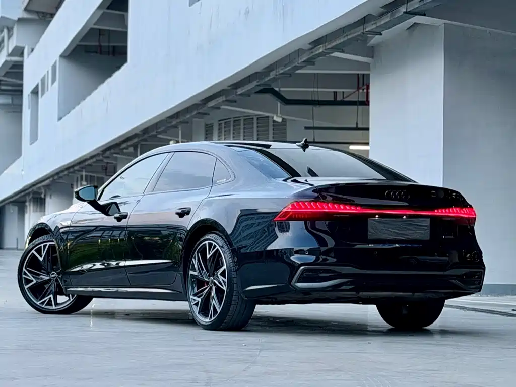 Audi A7L — миниатюра 4