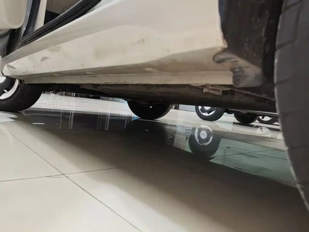 Wuling MINIEV — миниатюра 22