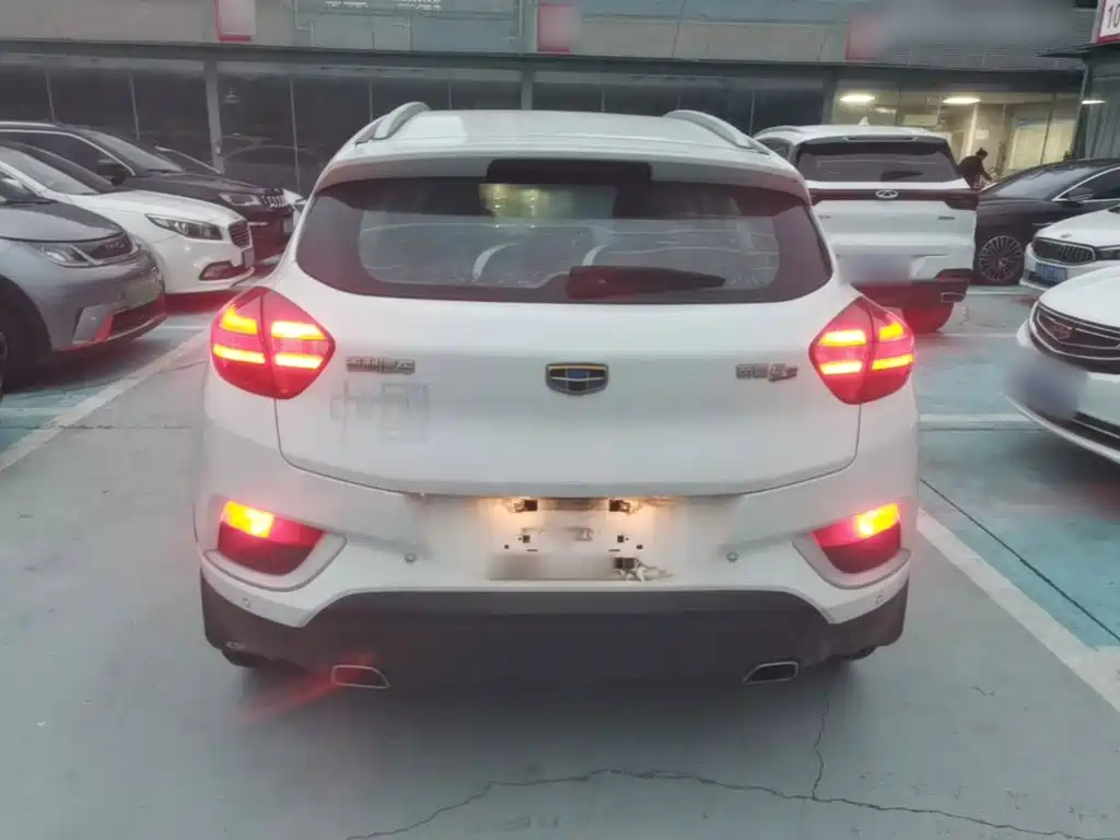 Geely Emgrand GS — миниатюра 6
