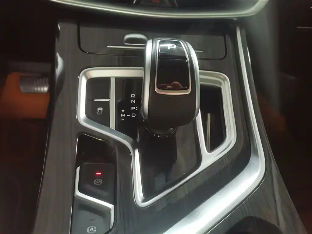 Geely Jiaji 2021 1.8TD DCT Luxury