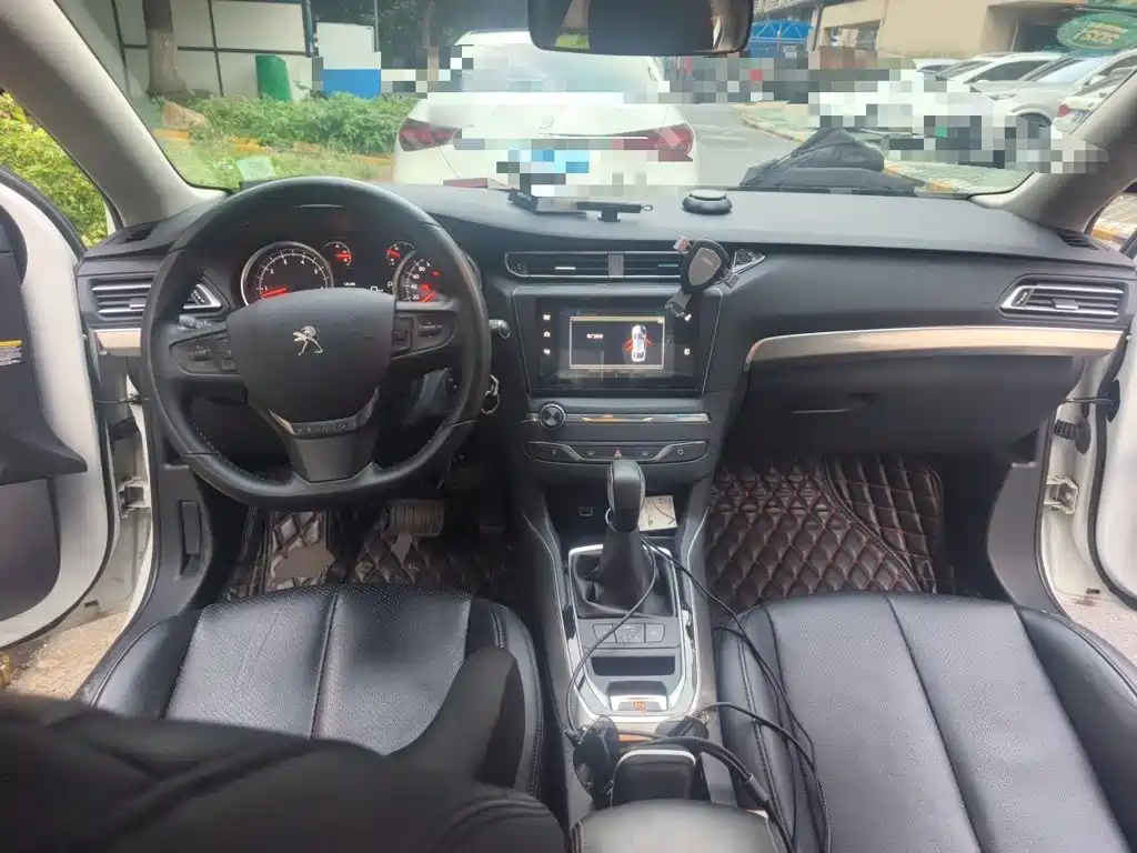 Peugeot 408 — миниатюра 5