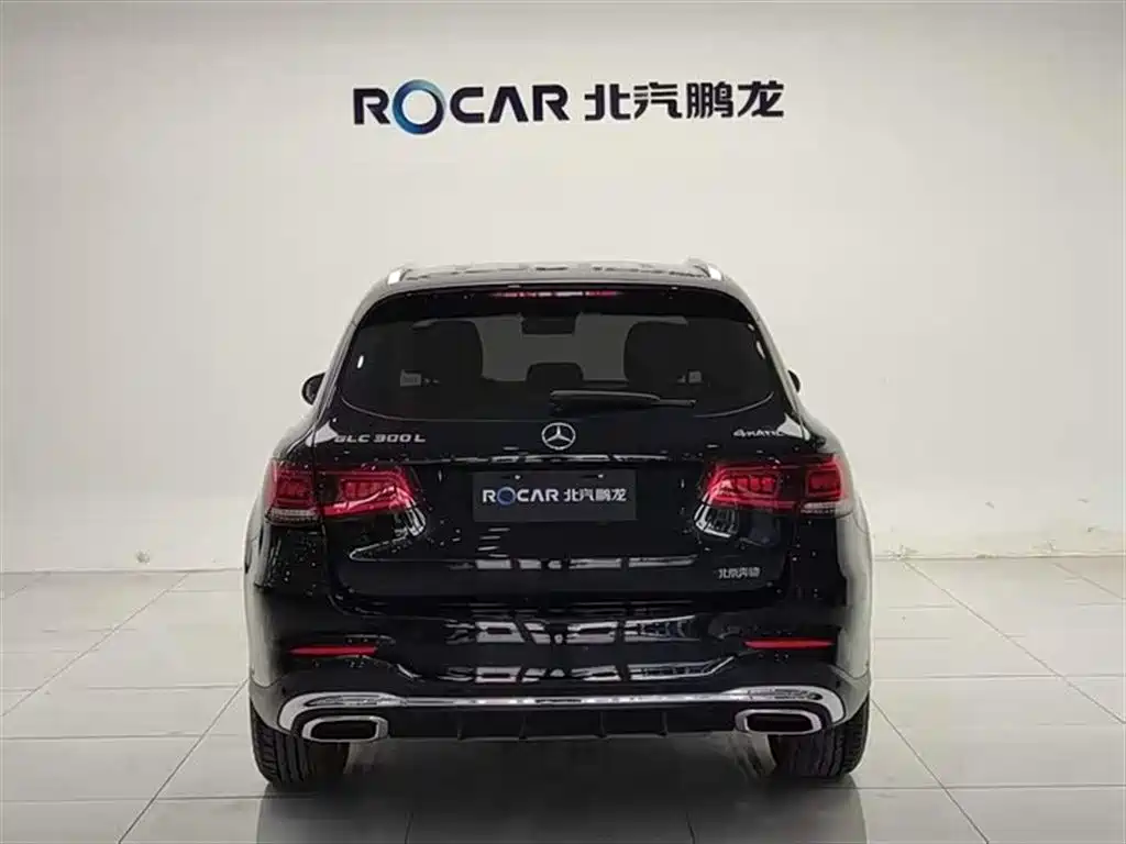 MERCEDES-BENZ GLC