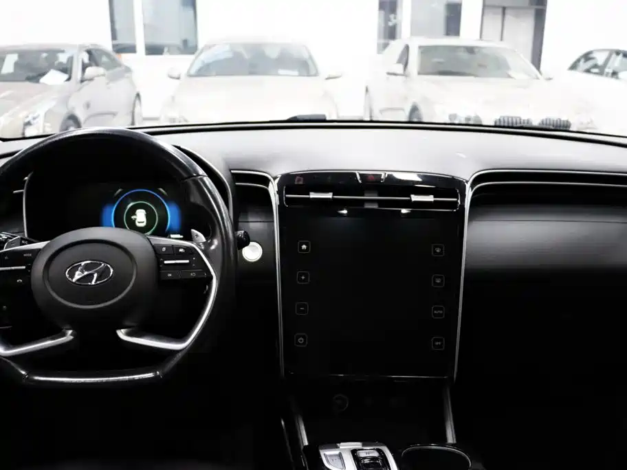 Hyundai Tucson — миниатюра 9
