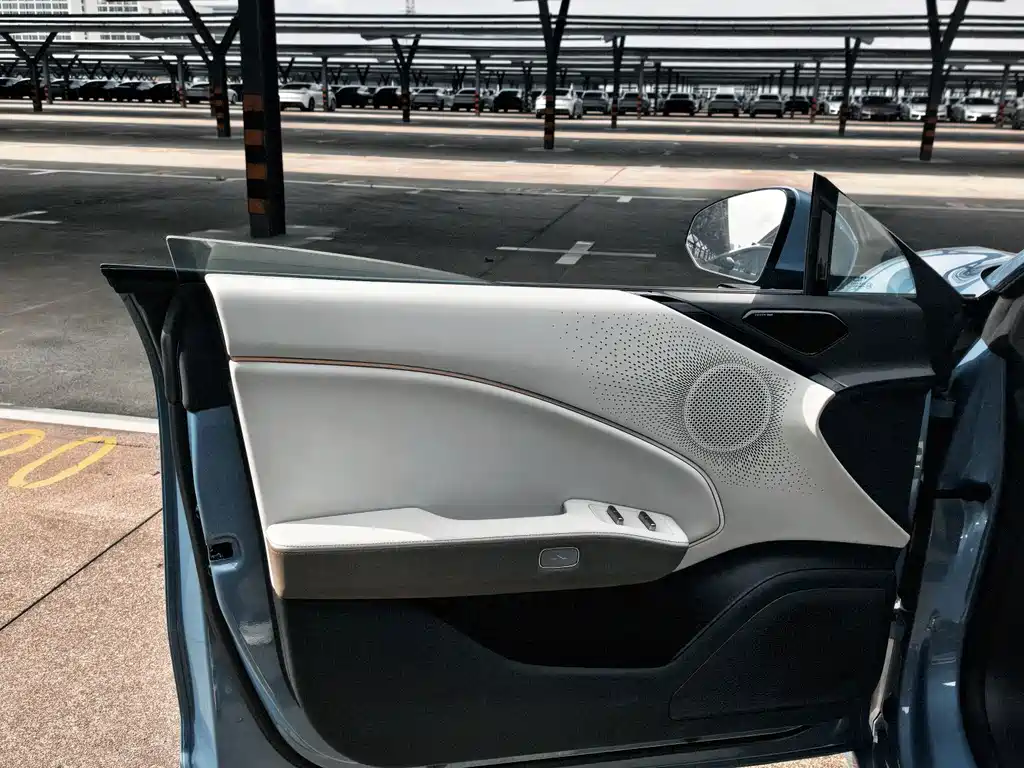 Zeekr Крайний Криптон 007 GT — миниатюра 15