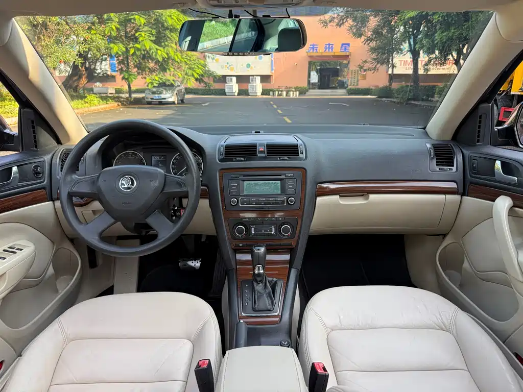 Skoda Octavia — миниатюра 14