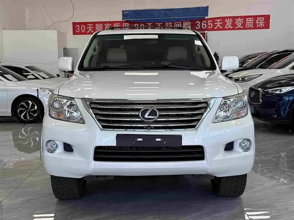 Lexus LX — миниатюра 2