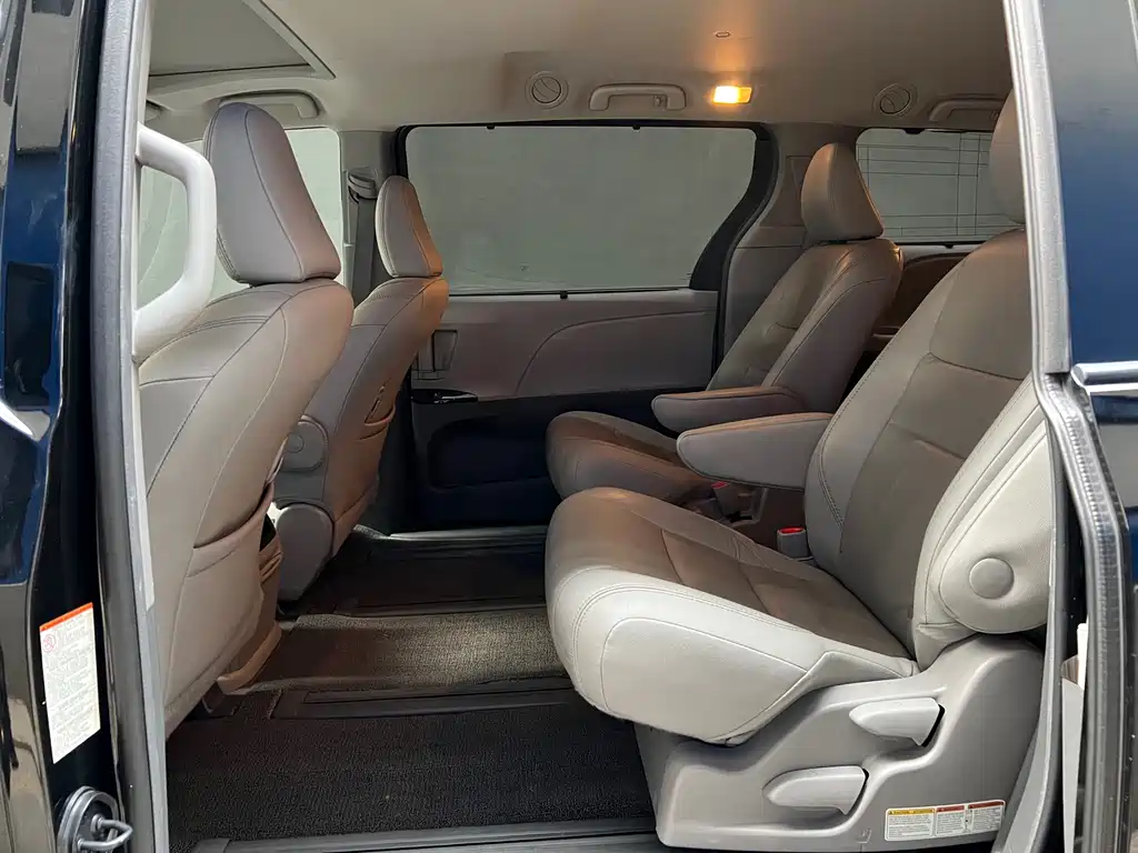 Toyota Sienna 2015 3.5L L