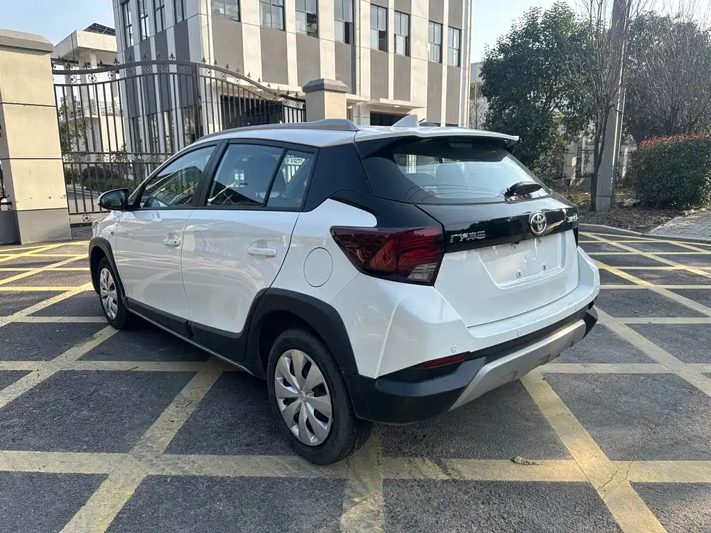 TOYOTA YARIS L ZHIXUAN