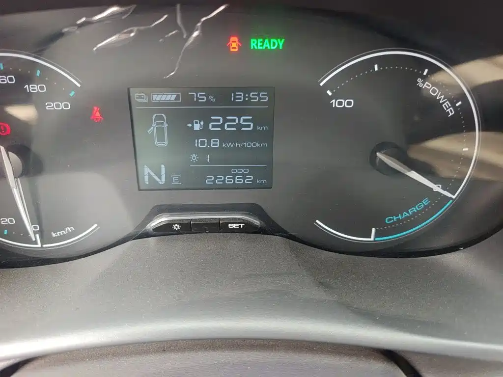 Wuling Hongguang EV — миниатюра 8